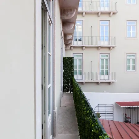 דירה Flh Cais Sodre Chic Urban Flat With Balcony