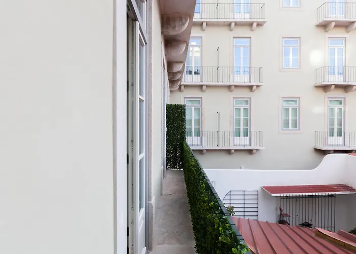 Apartamento Flh Cais Sodré Chic Urban Flat With Balcony